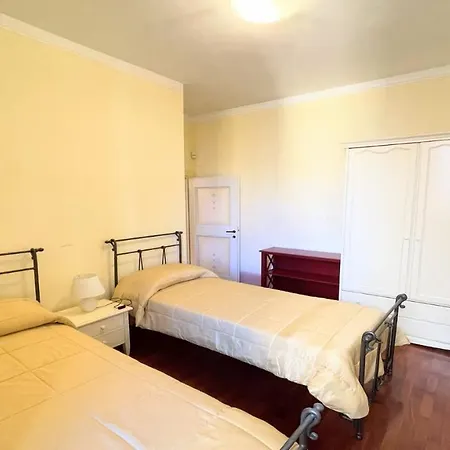 Storico Spacious City House - Car Unnecessary - Wifi - Sleeps 10 Βίλα