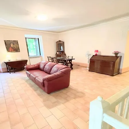 Storico Spacious City House - Car Unnecessary - Wifi - Sleeps 10