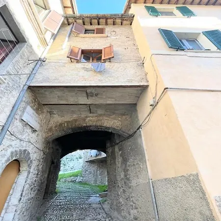 Βίλα Storico Spacious City House - Car Unnecessary - Wifi - Sleeps 10 *